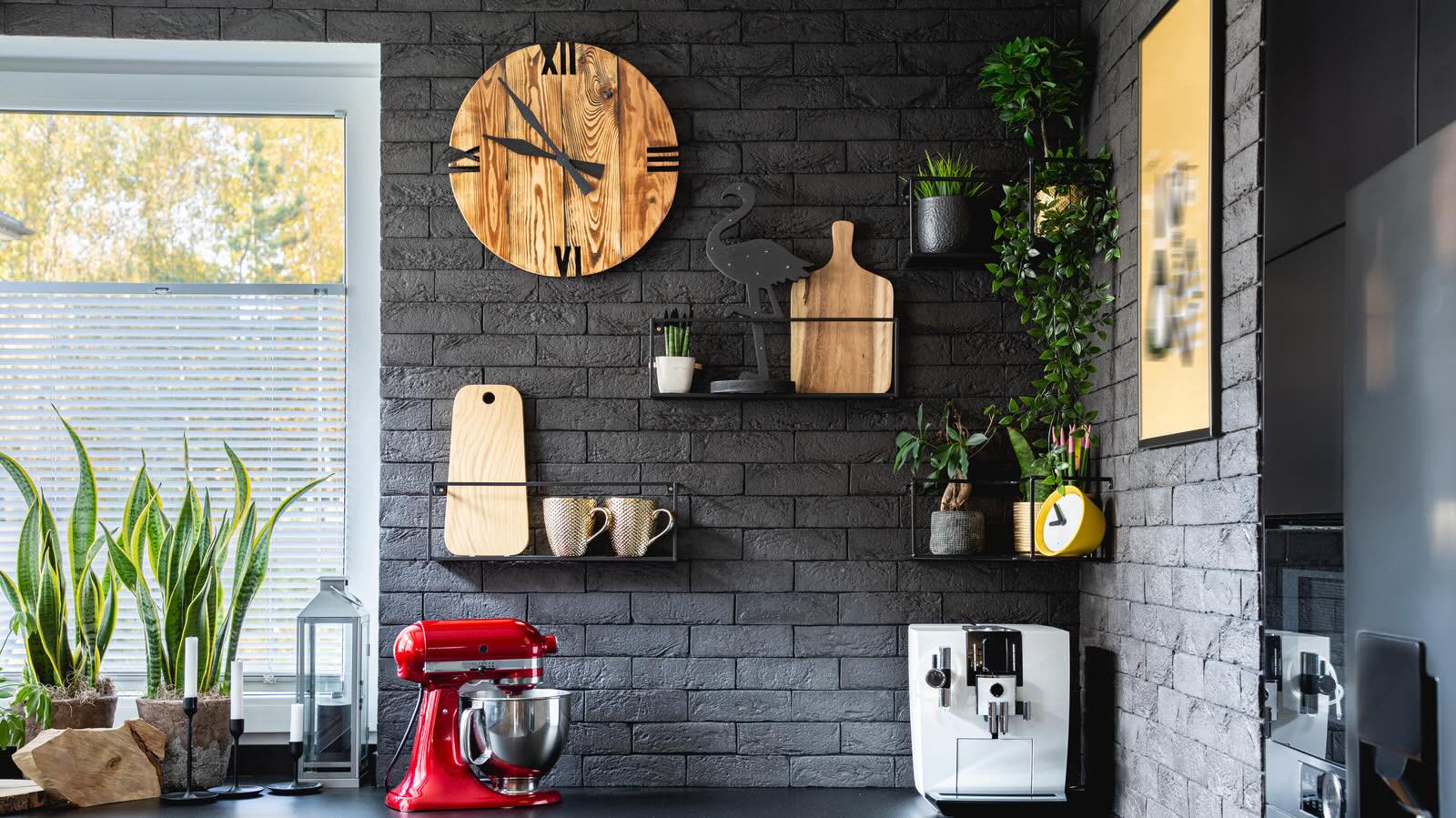 How To Decorate Around A Wall Clock Storables