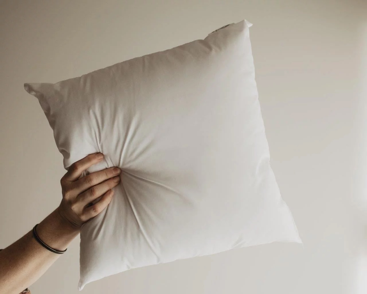 How To Wash Polyester Filled Pillows Storables