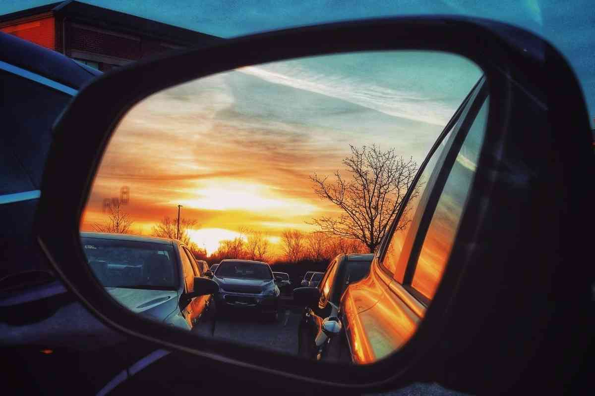 What Are Dual Side Mirrors Storables