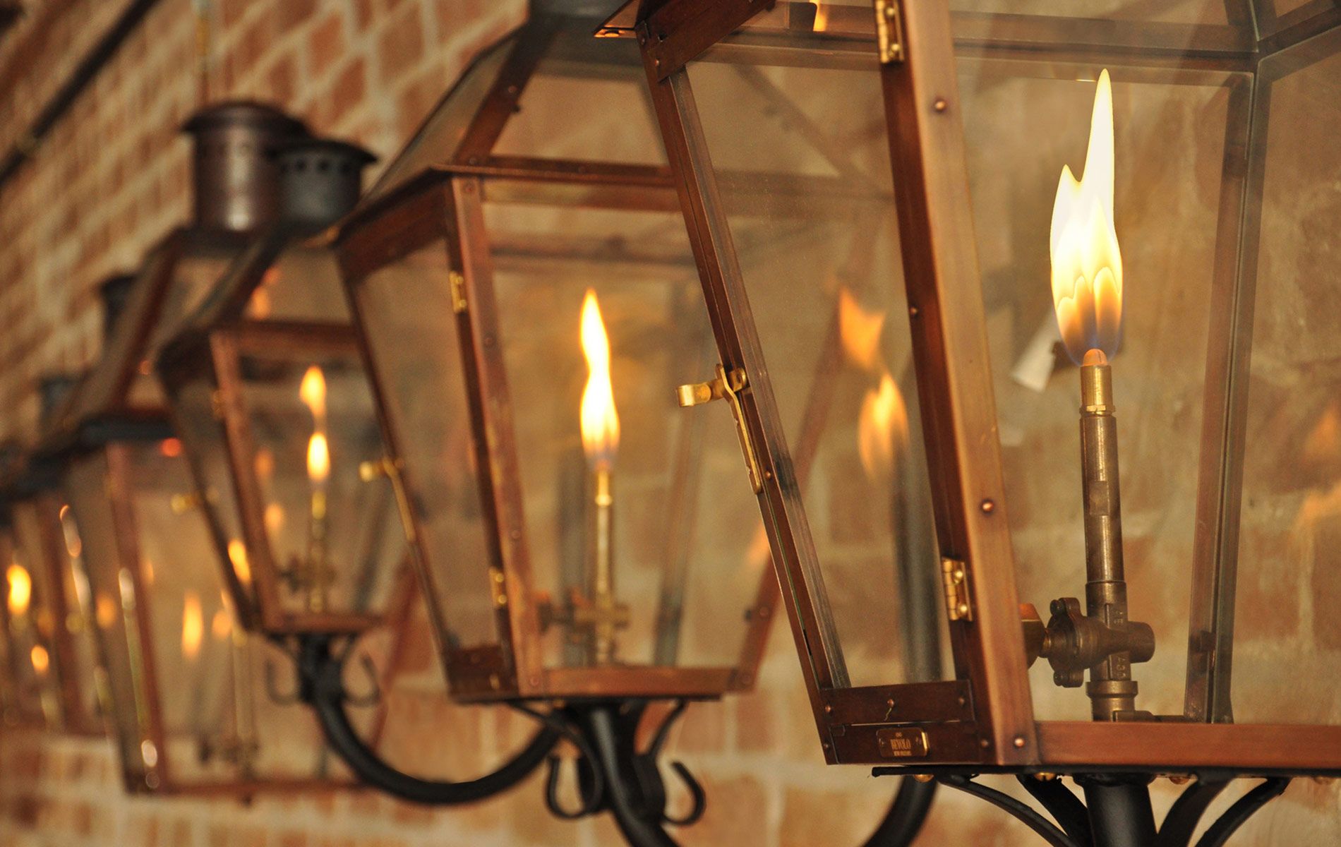 How To Light A Gas Lamp Post Storables