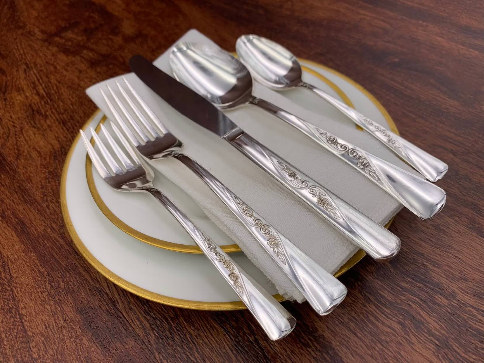 How To Use Silverware Storables