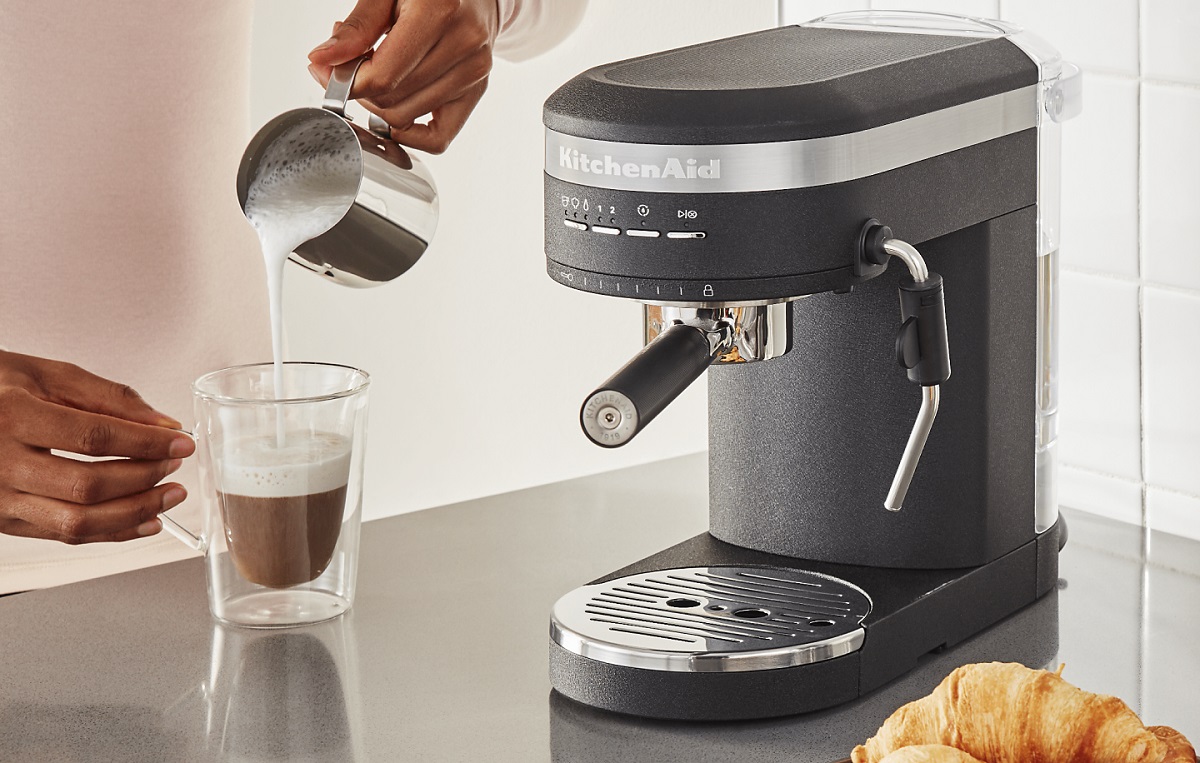 How To Make A Mocha With An Espresso Machine Storables