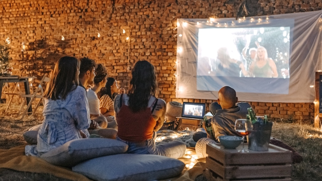 How To Watch TV On A Projector Storables