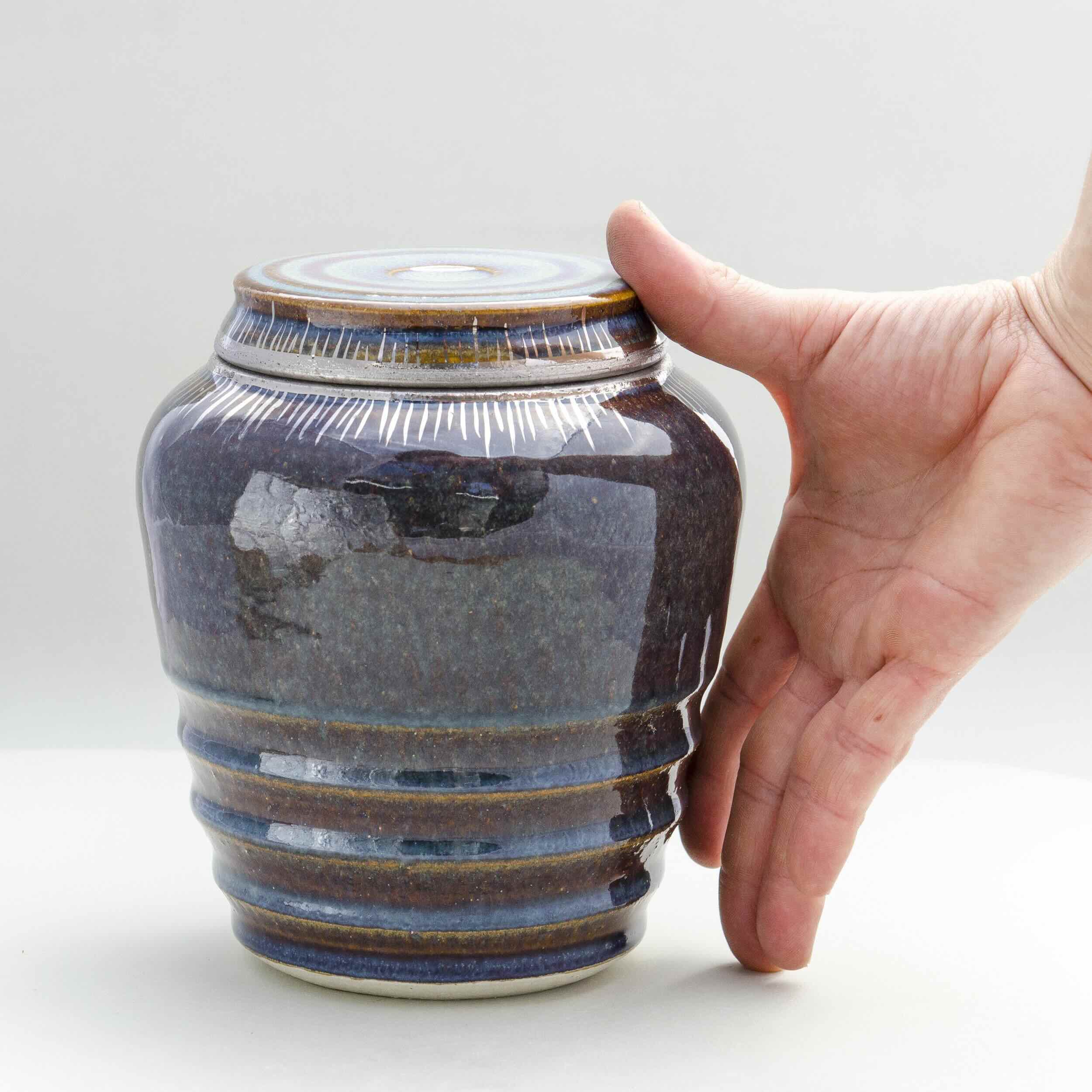 What Sizes Do Urns Come In Storables