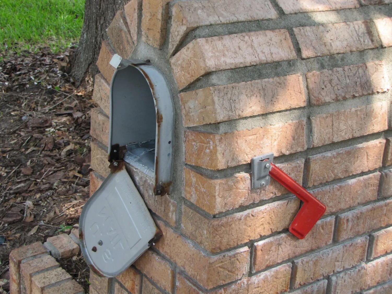 How To Build A Brick Mailbox Enclosure Storables