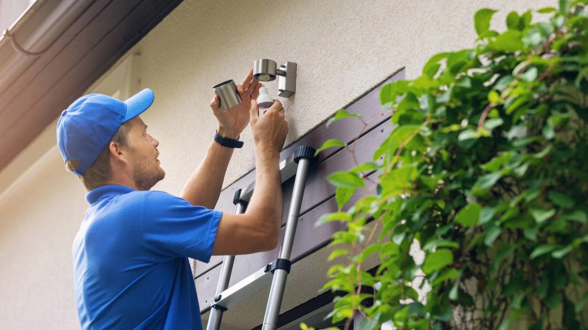 How To Change Bulb In Outdoor Flood Light Storables