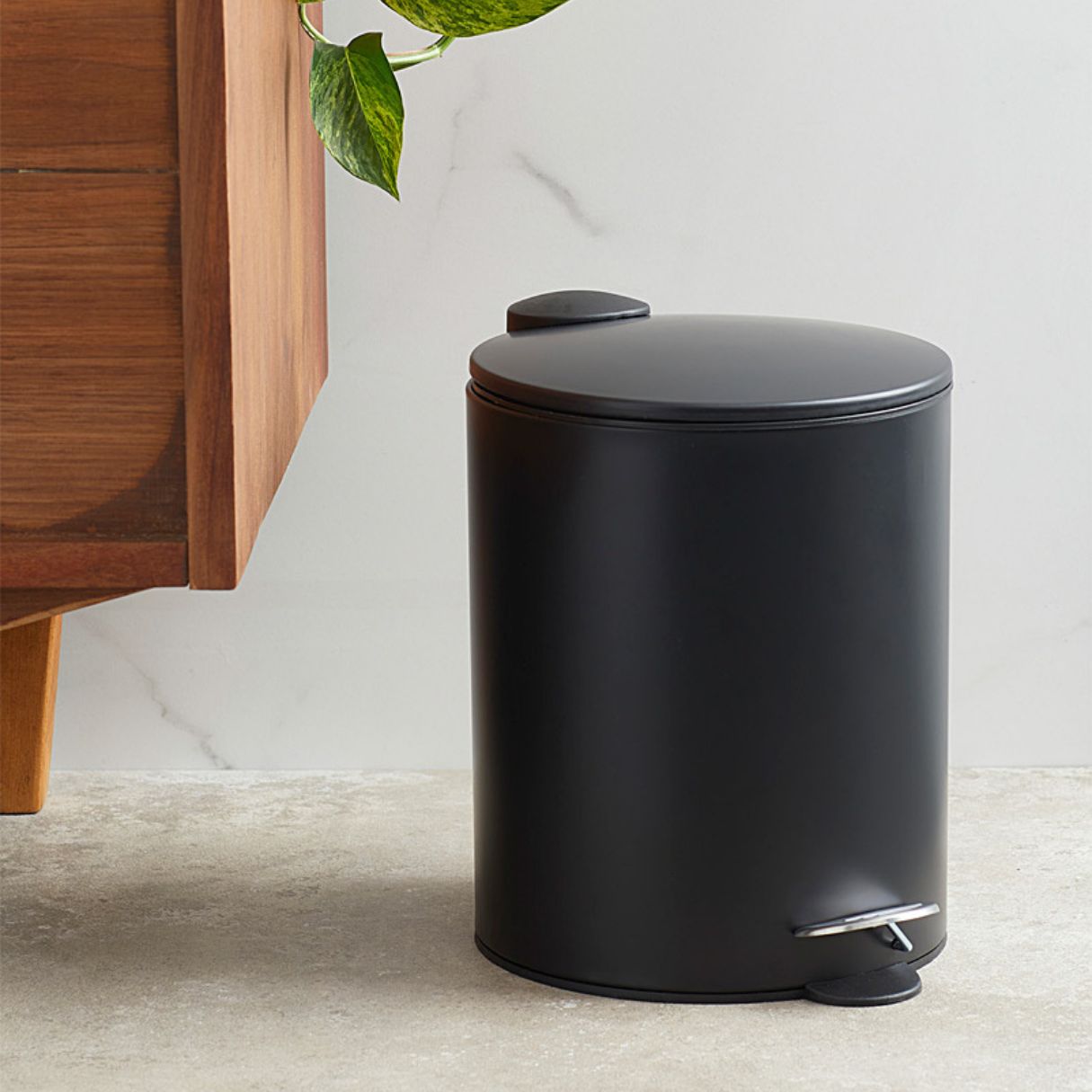 How To Fix Soft Close Trash Can Lid Storables