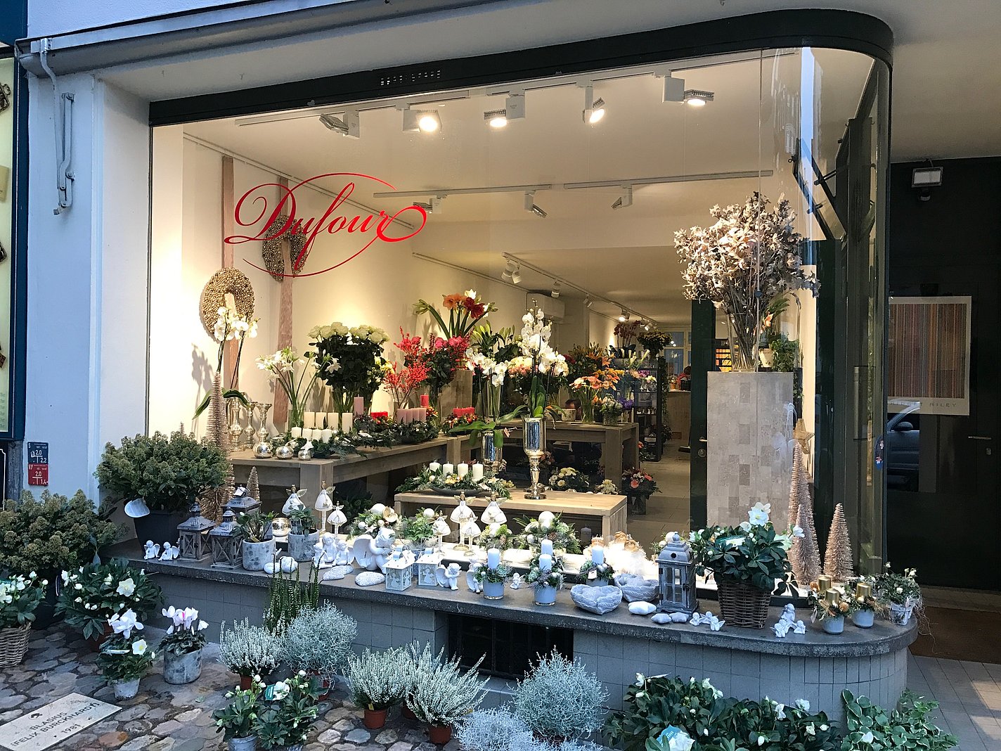 Blumen Dufour in Basel Ihr Blumengeschäft am Spalenberg. BaselLive So lebst du Basel.