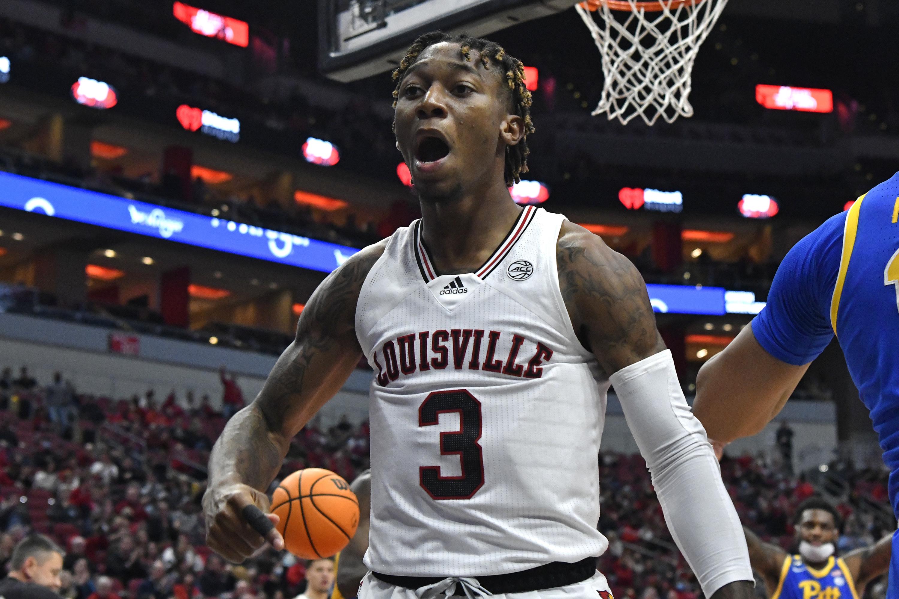 El Ellis' 18 points help Louisville survive Pitt 7572 AP News