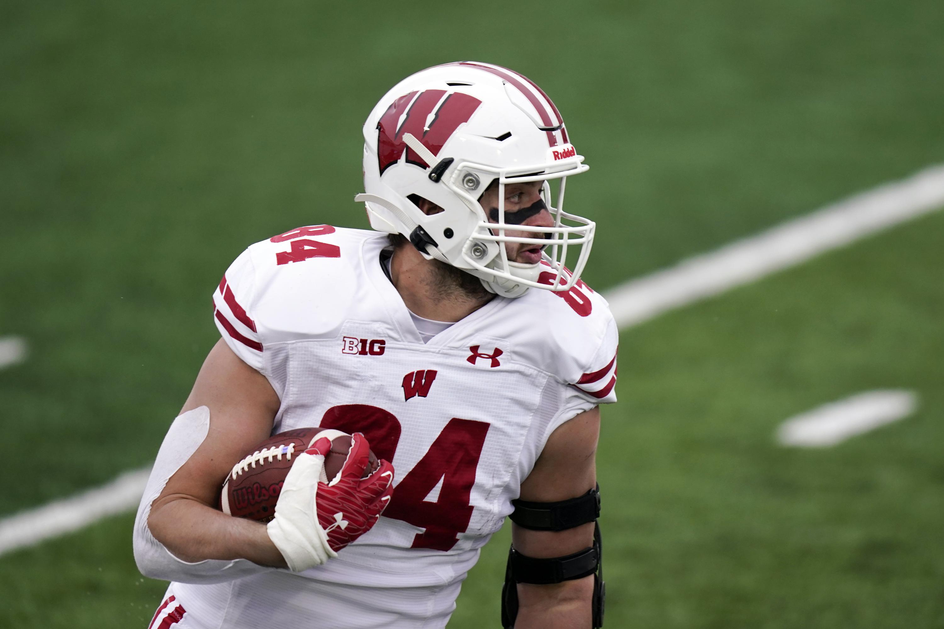 Ferguson continuing family tradition for No. 12 Wisconsin AP News
