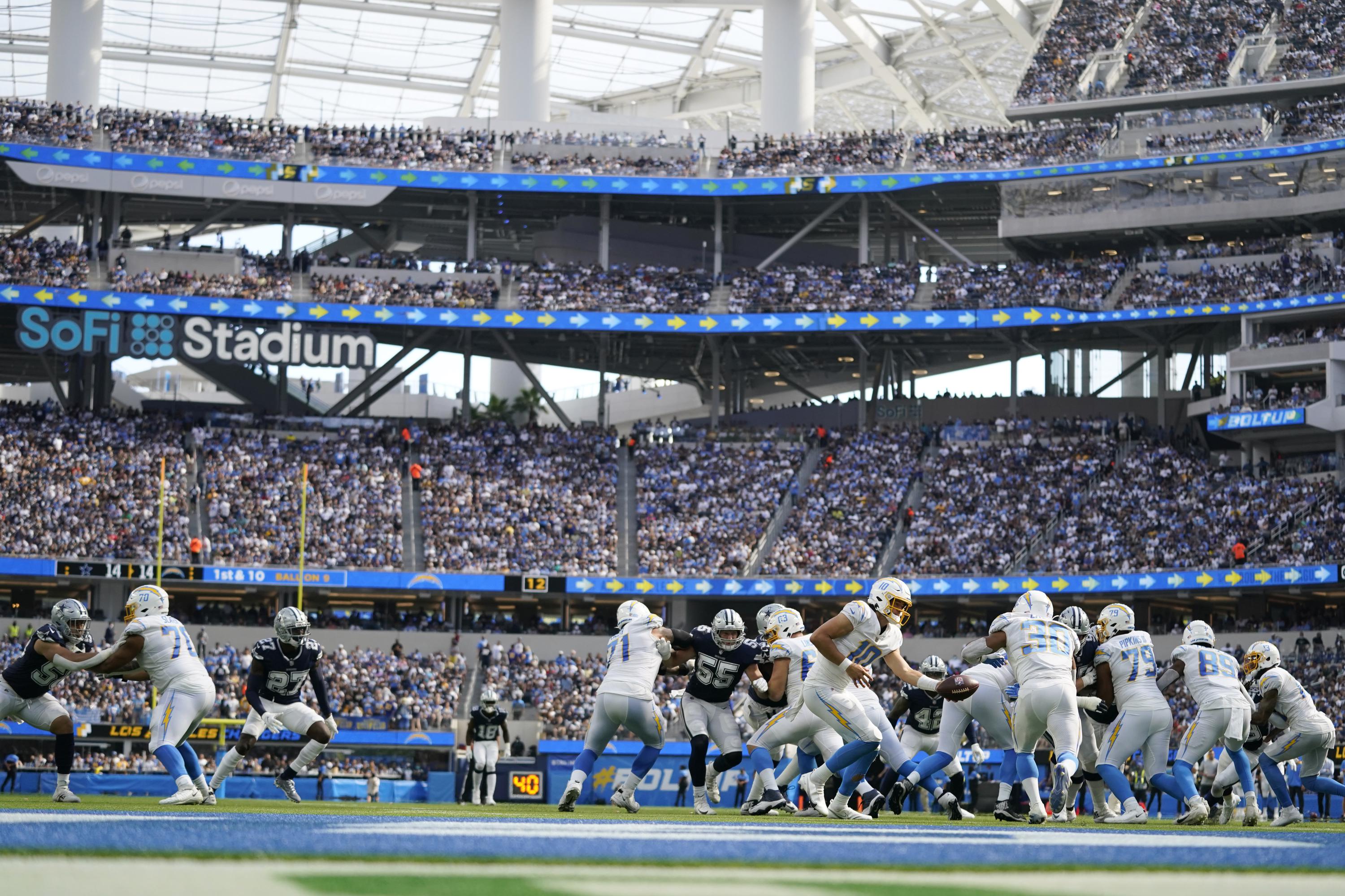 Chargers Finally Get Fans At Sofi But Many Cheer For Dallas