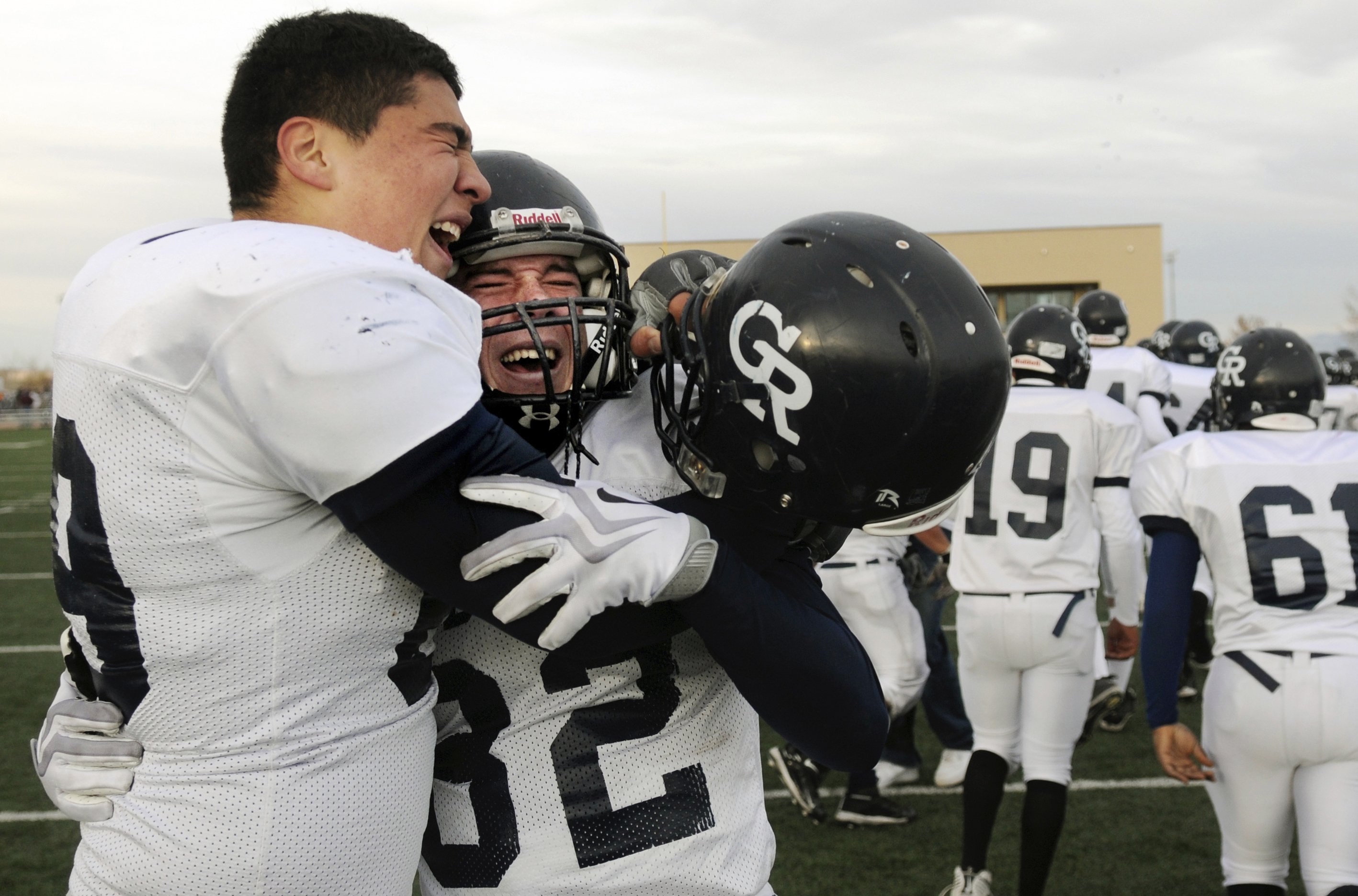 Several New Mexico football teams struggle to find players AP News