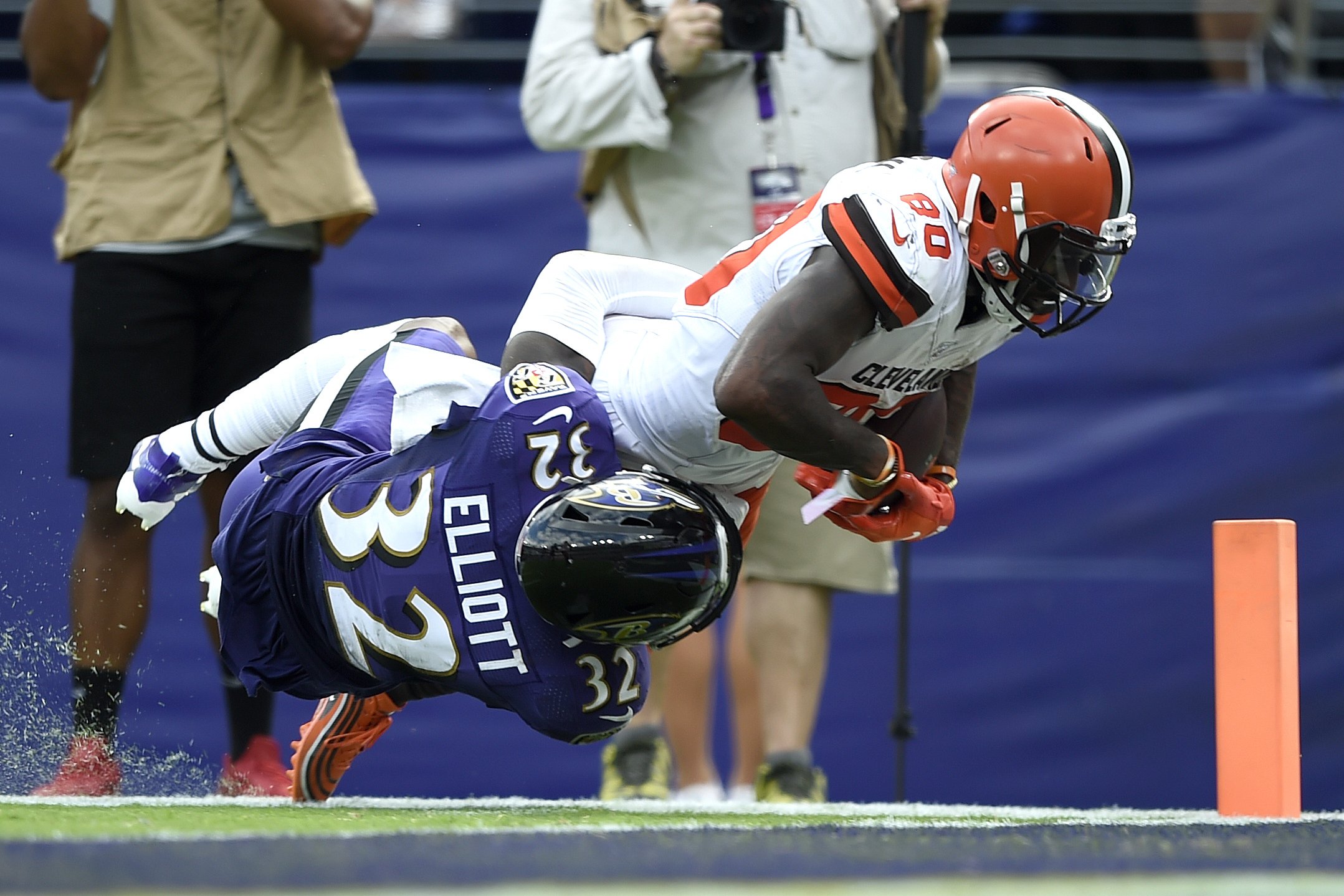 Landry back from concussion, Browns' receivers finally whole AP News