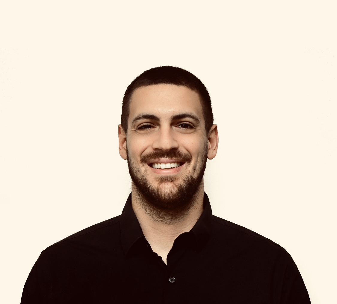 The Holly Ritchie Team