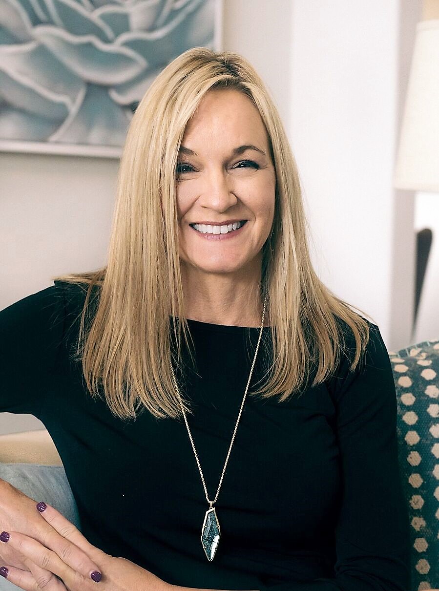 Rayna Lee Realty Group