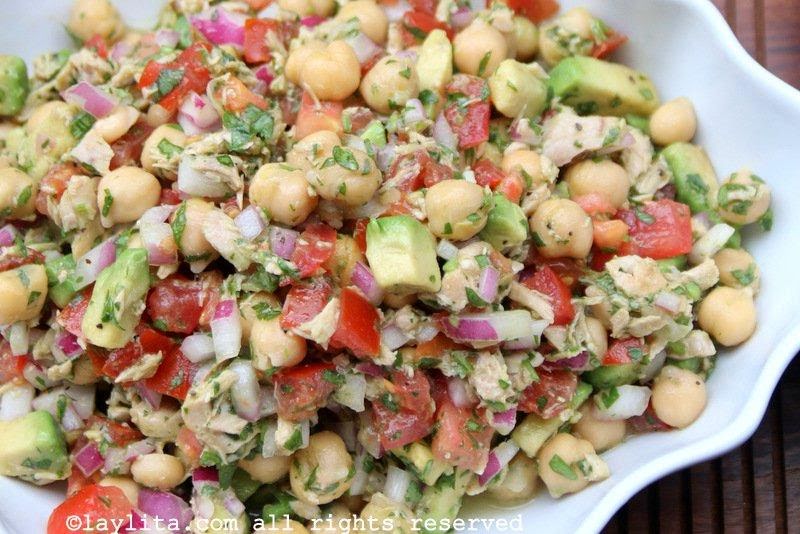 Ensalada de atún y garbanzos de 267 Kcal Receta fácil en la app Avena