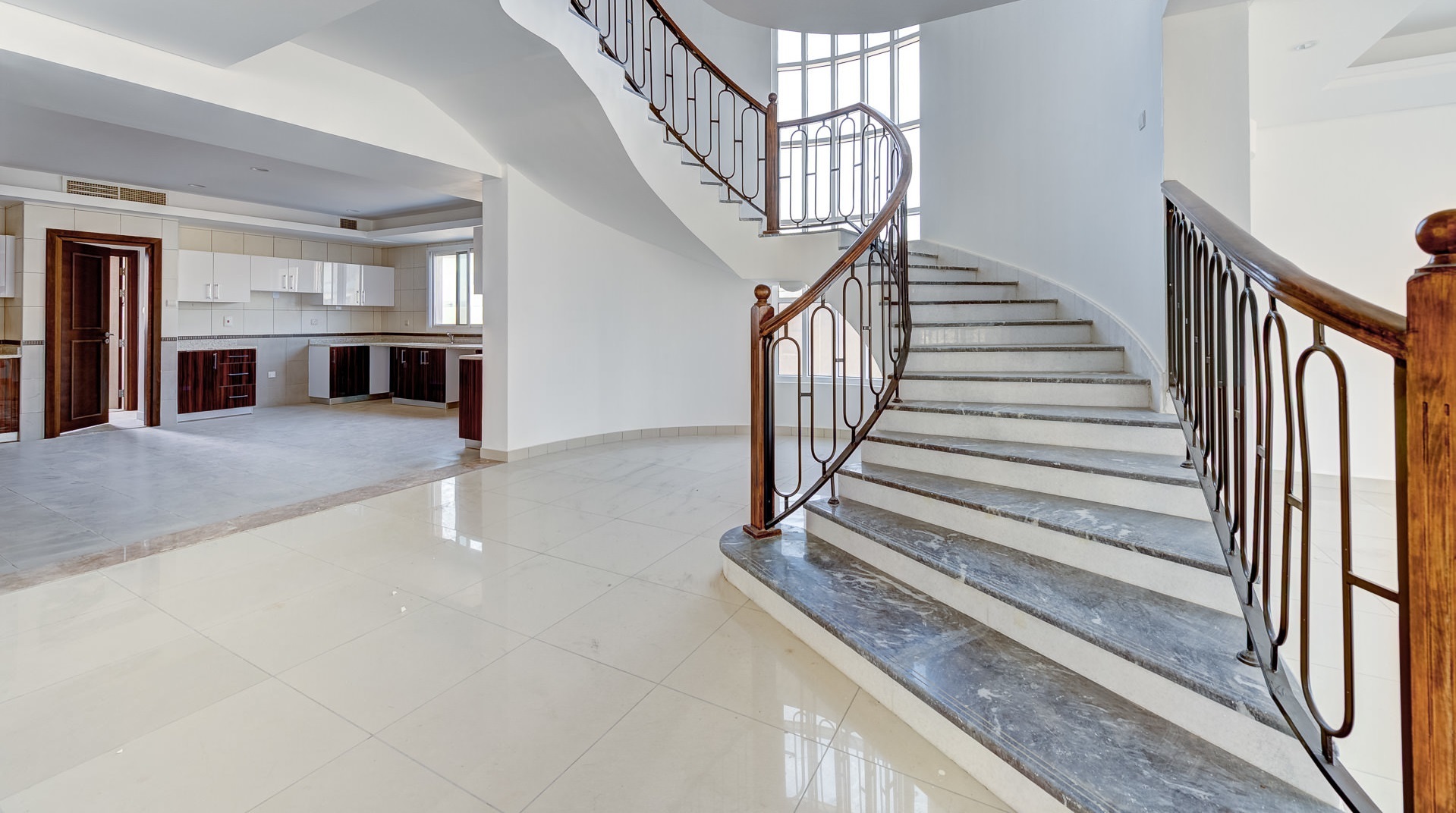 Living Legends Villas in Dubai location on the map, prices and phases