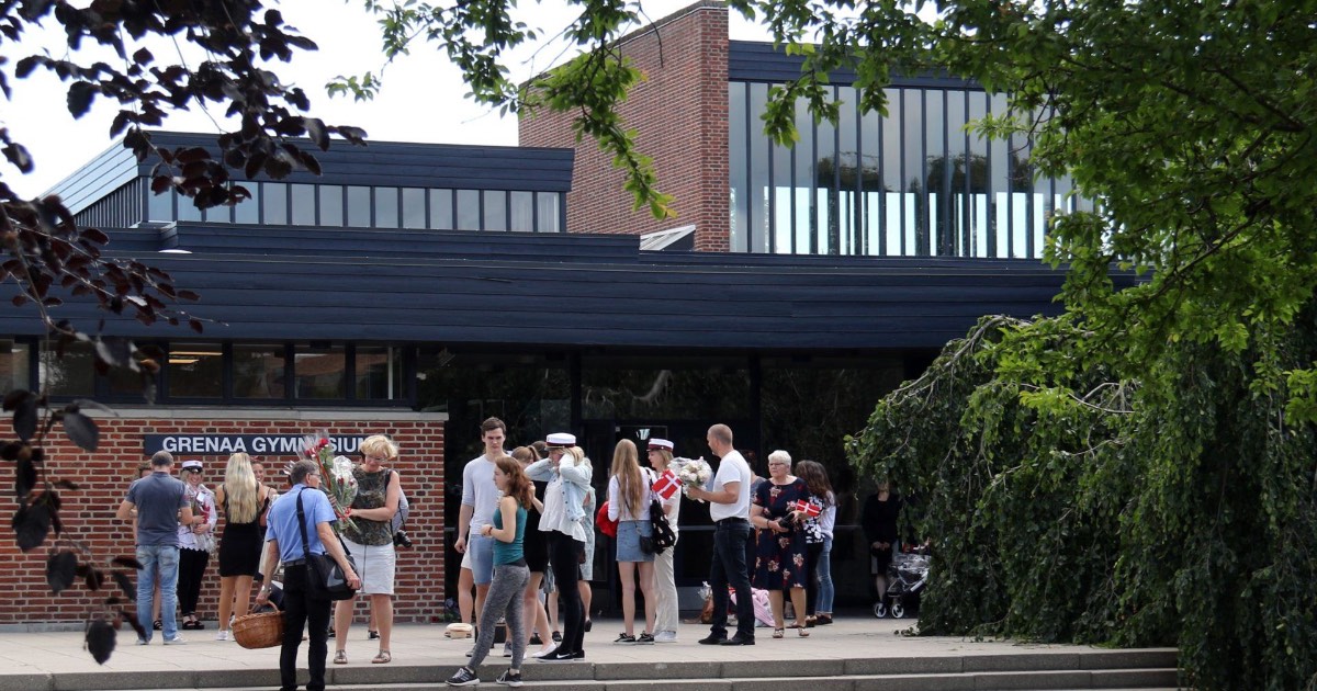 How to get into IB in Denmark as a minor