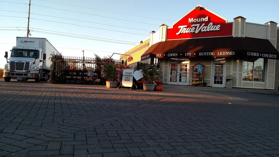 Mound True Value Hardware & Paint