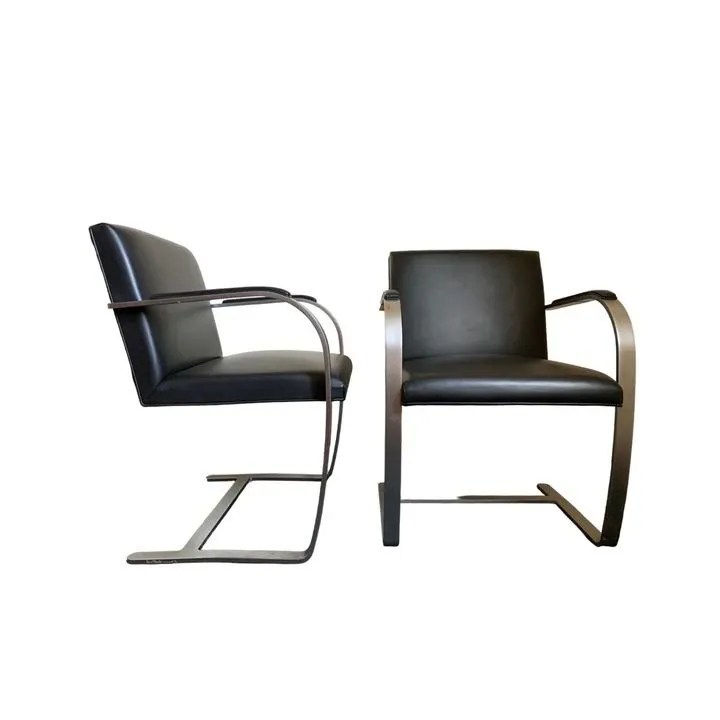 Pair of Brno chairs, Knoll Deesup