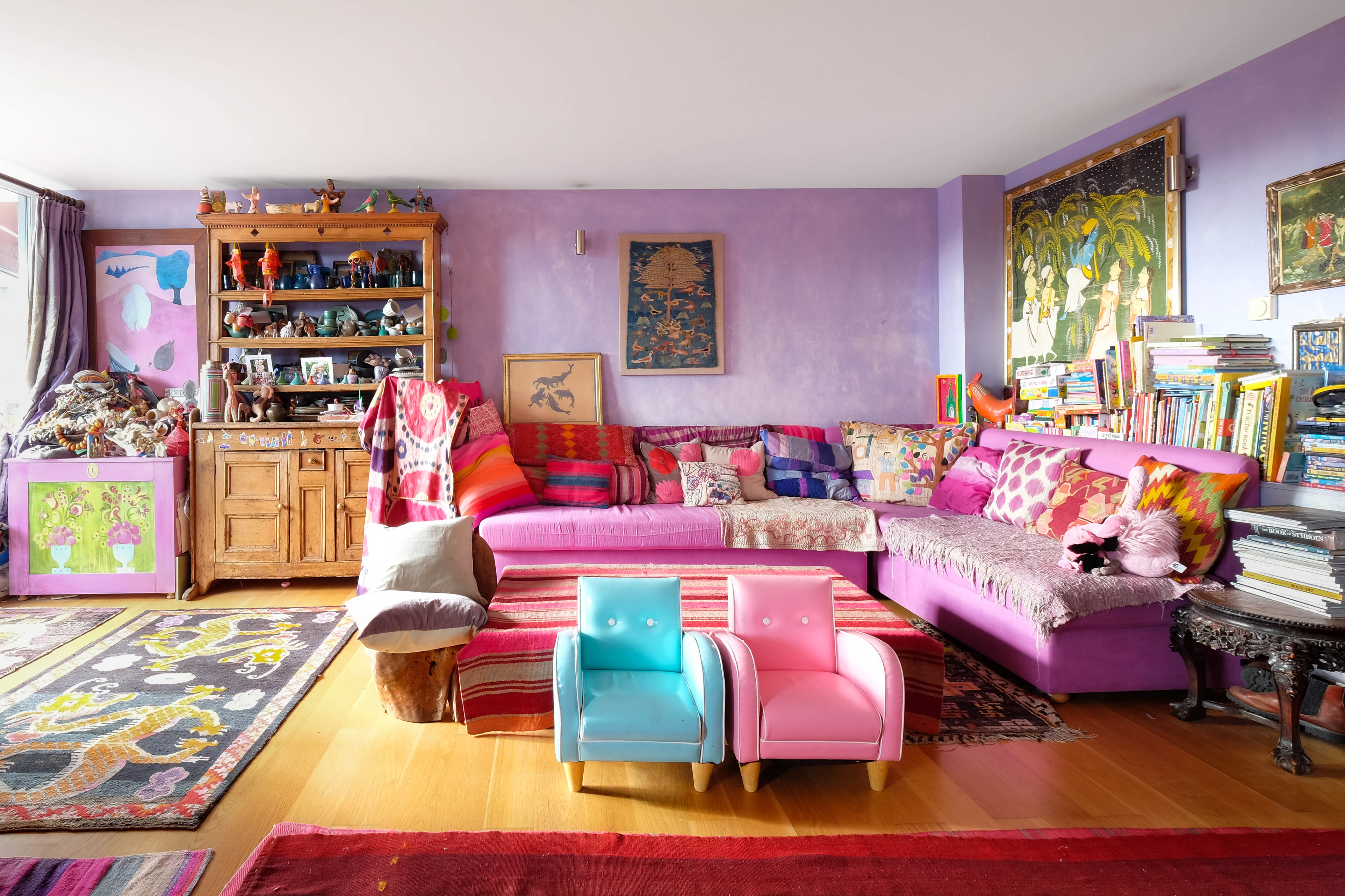 What Colours Go With Purple In A Living Room