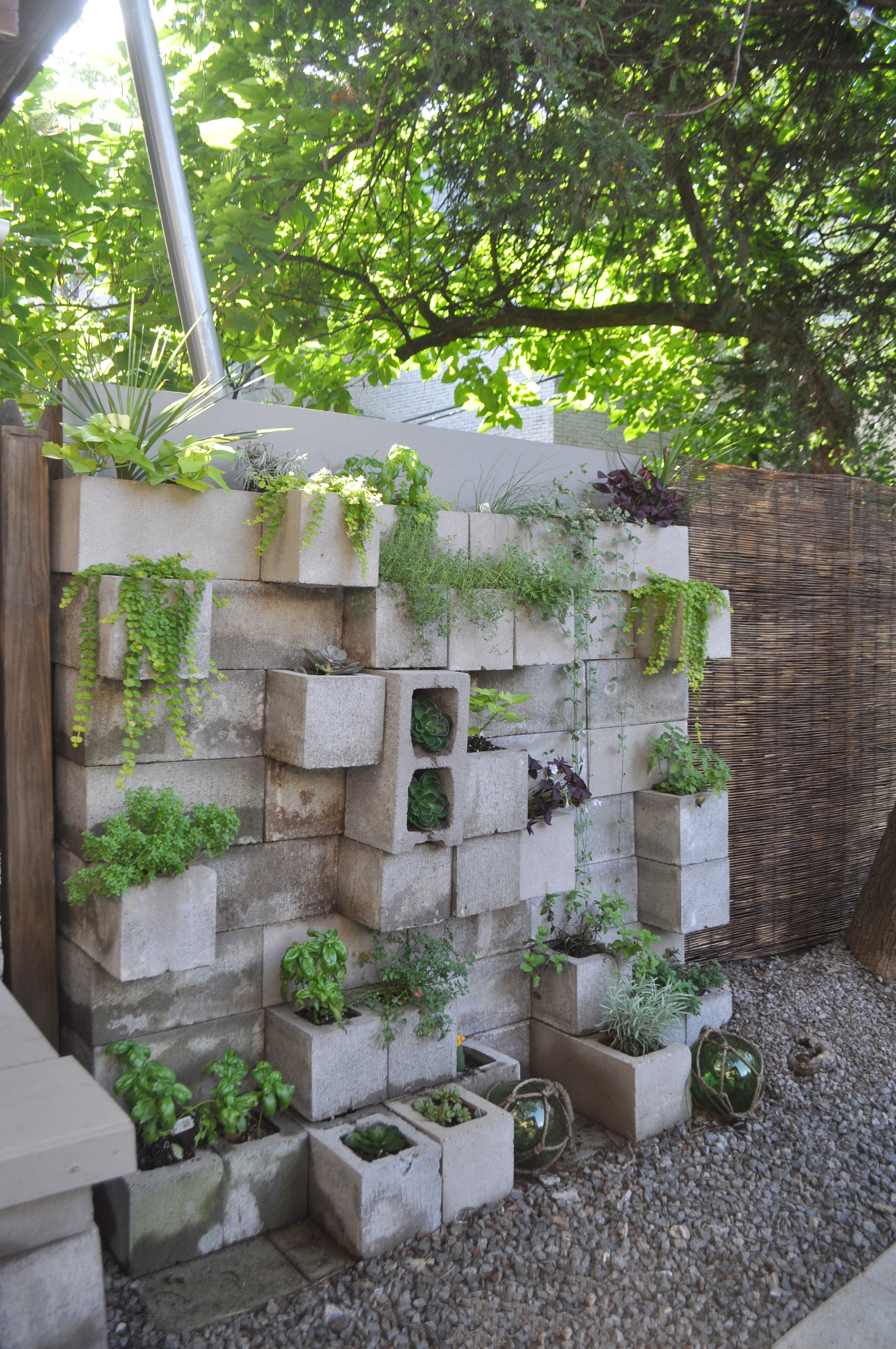 Budget Backyard 10 Ways To Use Cheap Concrete Cinder Blocks Outdoors