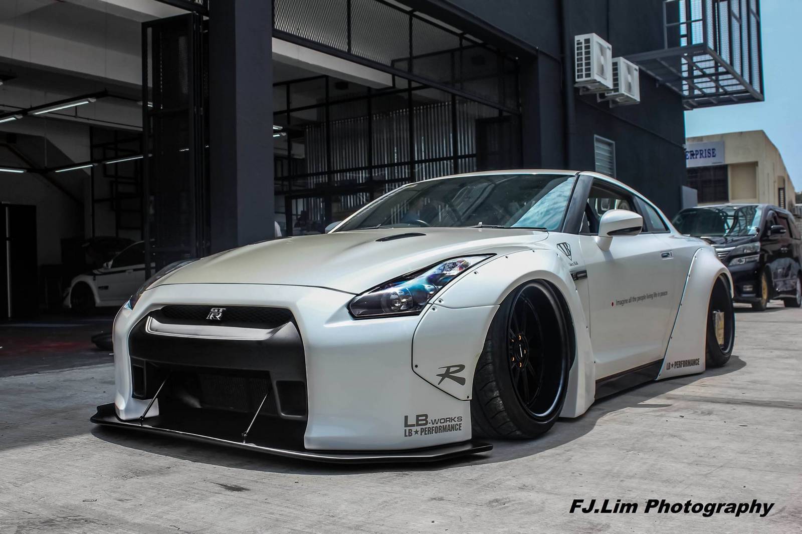 Liberty Walk Nissan GTR Widebody in Malaysia GTspirit