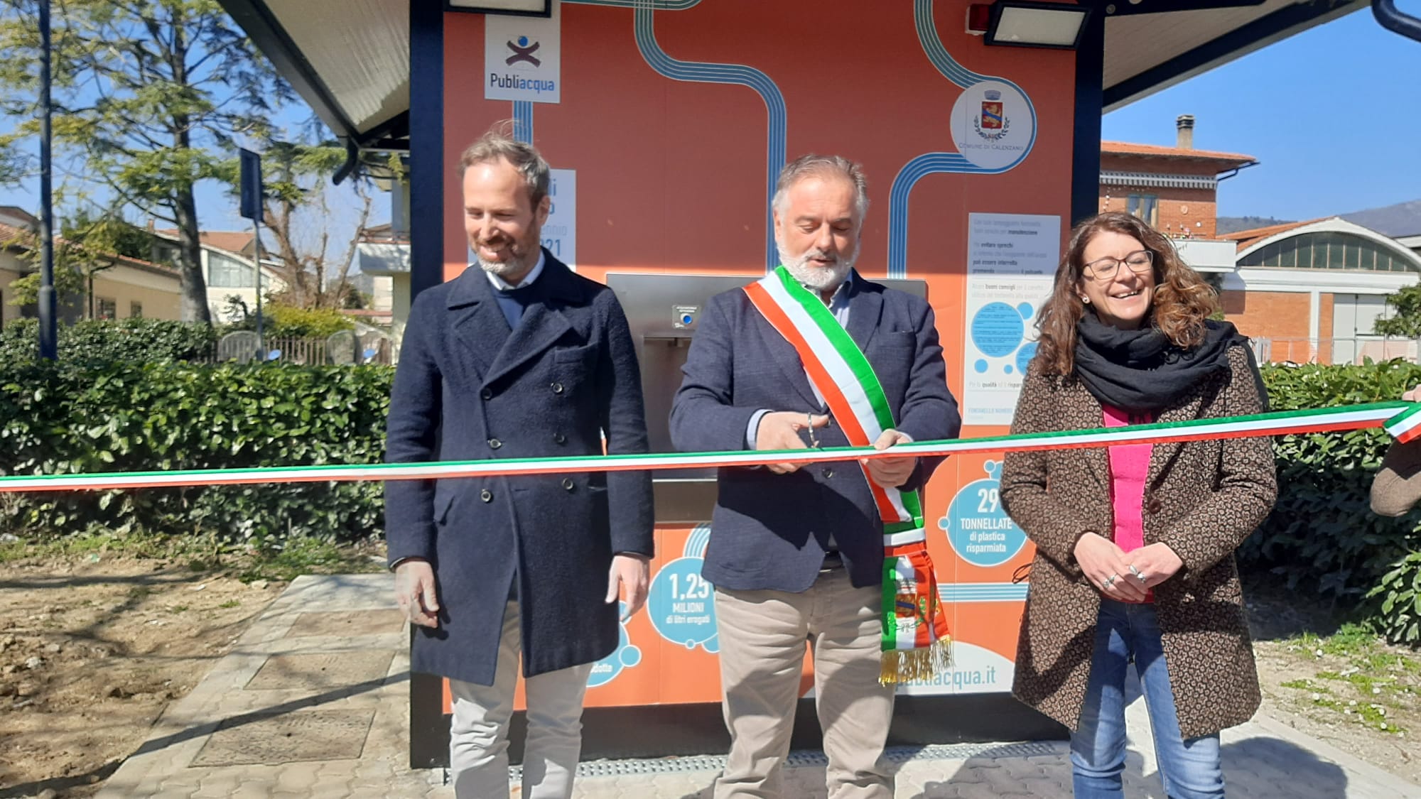 Inaugurato il fontanello al Nome di Gesù nei giardini di