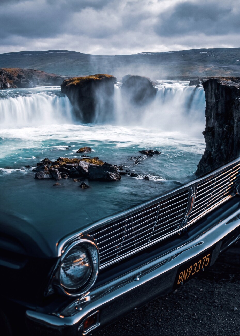 Classic Car and Waterfall Poster, Kunstdrucke, Fototapeten Europosters