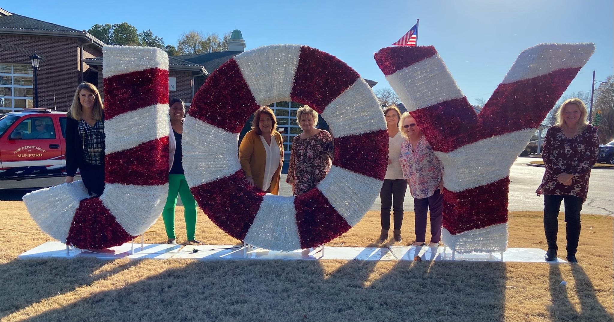 City of Munford Christmas Photo Sites and Props Munford, TN