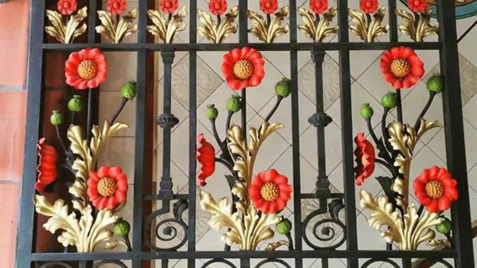 12 Gate Paint Colors for a Modern and Sleek Entrance