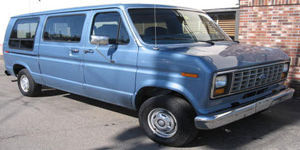 1990 Ford E-150 Econoline - fuse box diagram