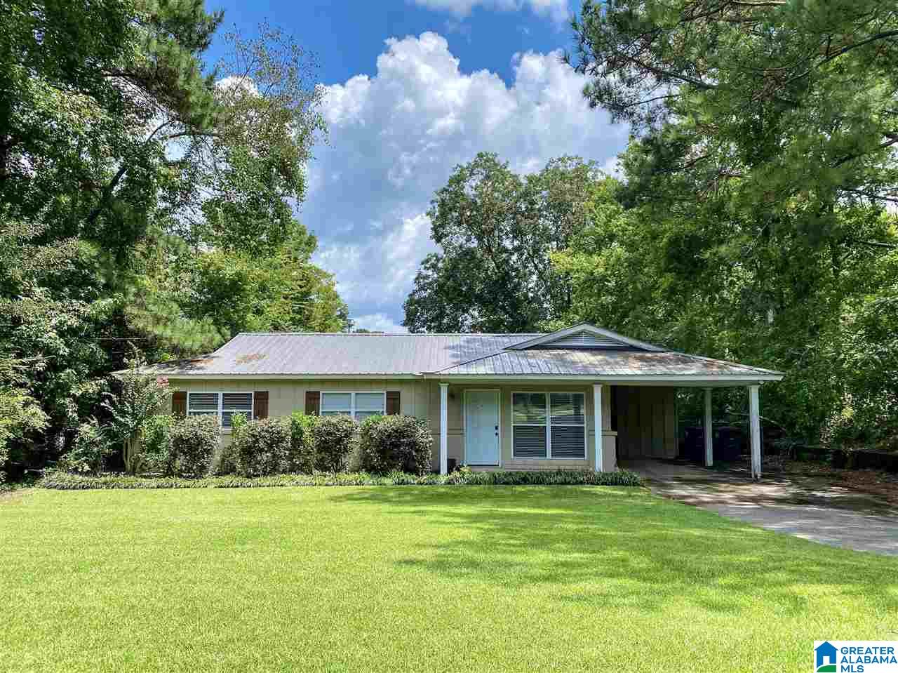 2137 Myrtlewood Drive, Hoover, AL 35216
