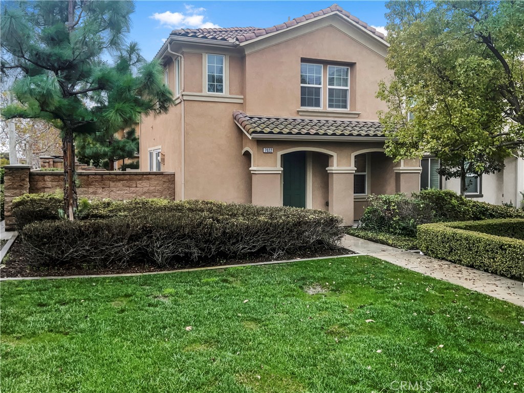 7022 Logsdon Drive, Eastvale, CA 92880