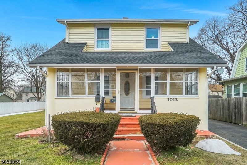 1012 W 6th St, Plainfield City, NJ 07063