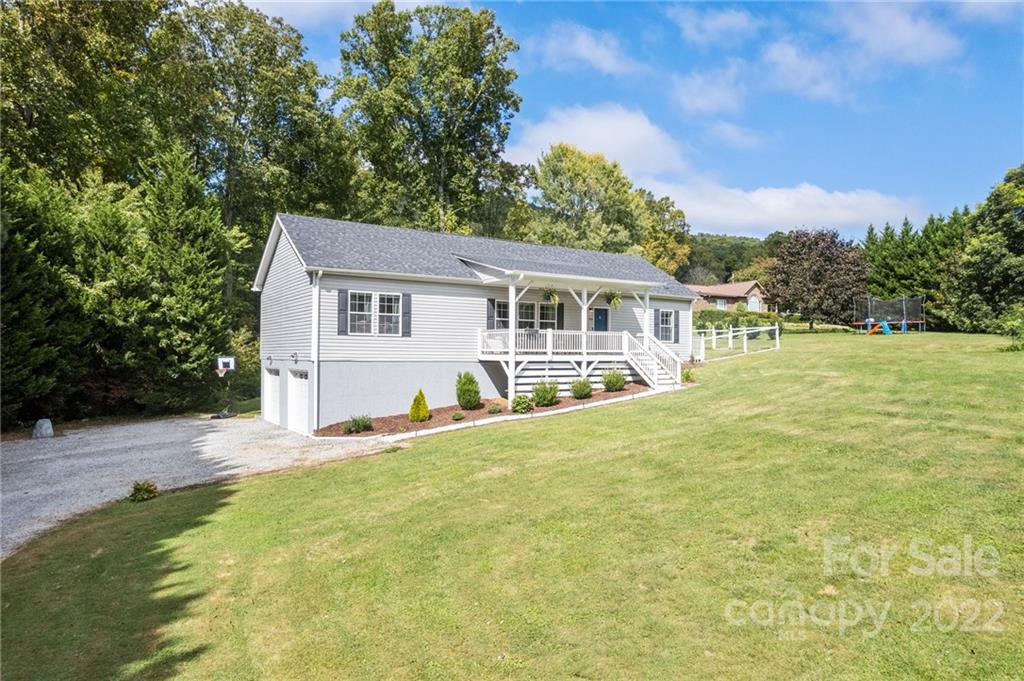 163 Hoopers Creek Road, Fletcher, NC 28732