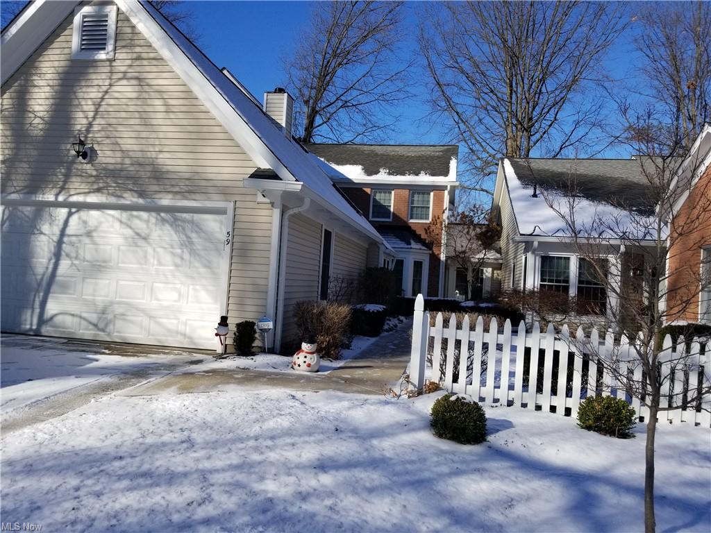 225 Westwinds Drive 59, Avon Lake, OH 44012
