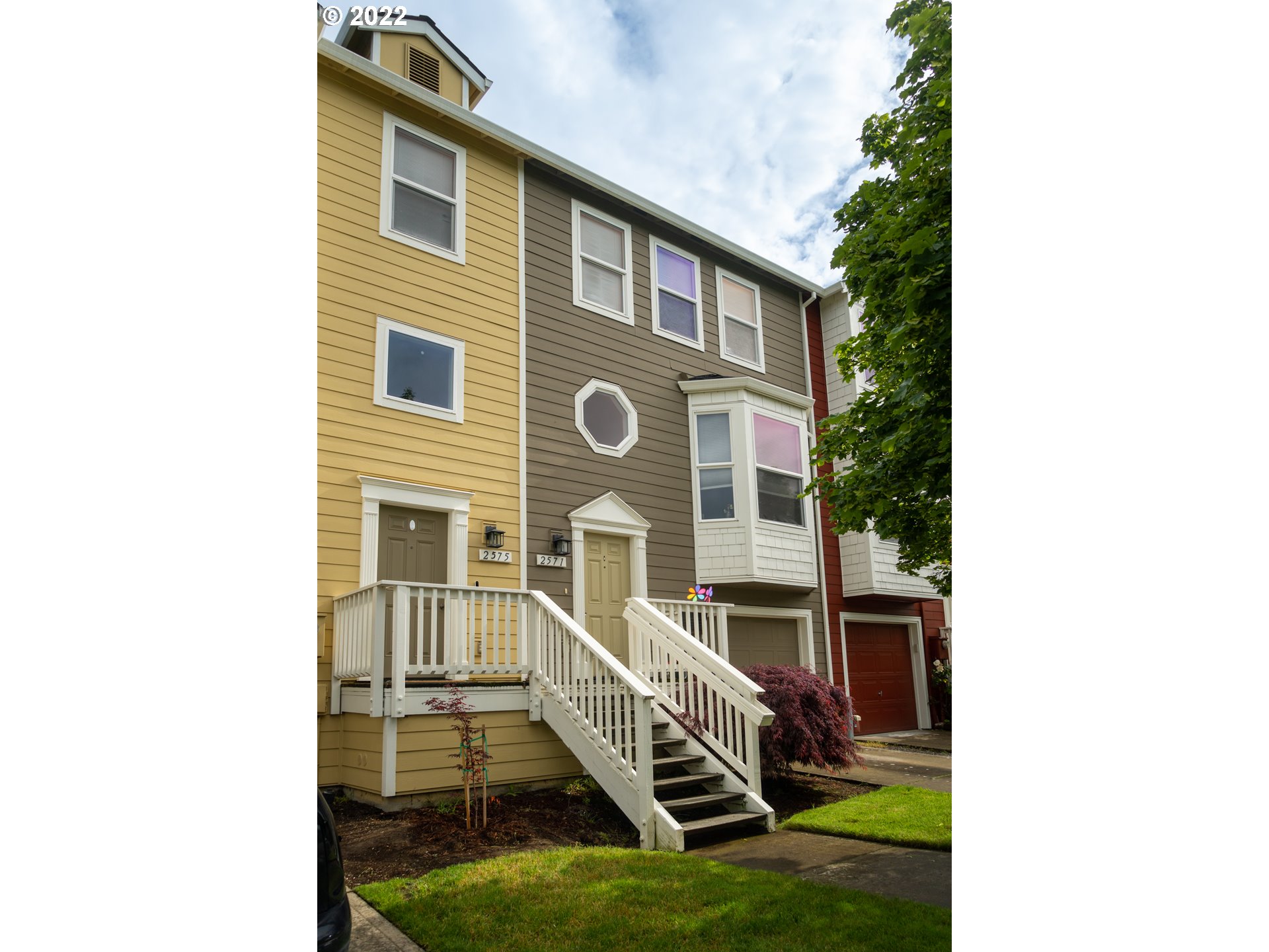 2571 NW 1st Dr, Gresham, OR 97030