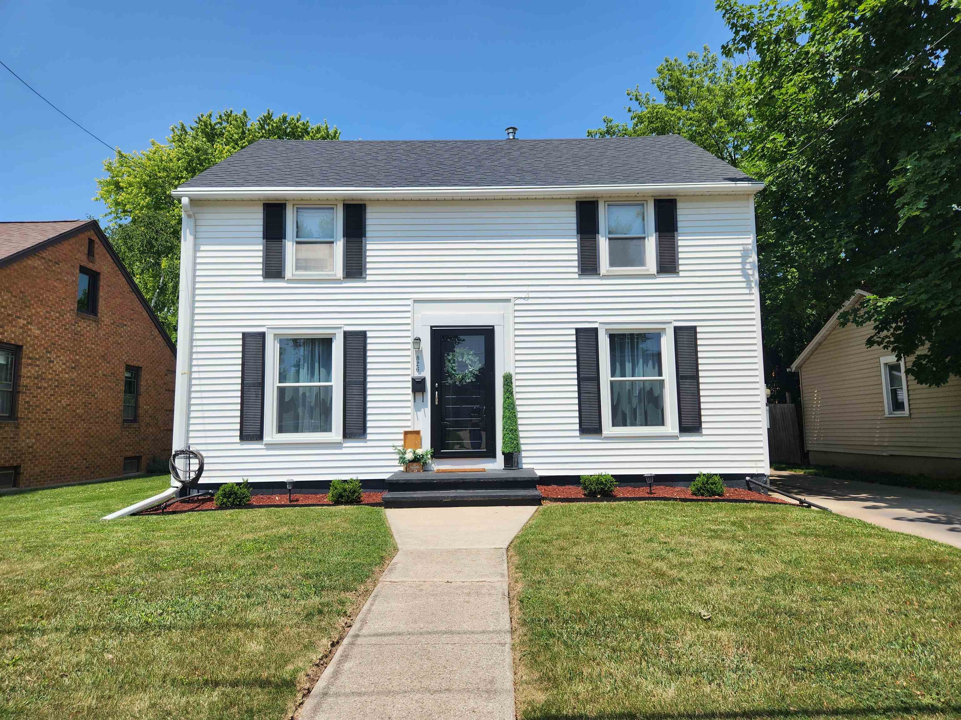 826 Marquette Street, Menasha, WI 54952
