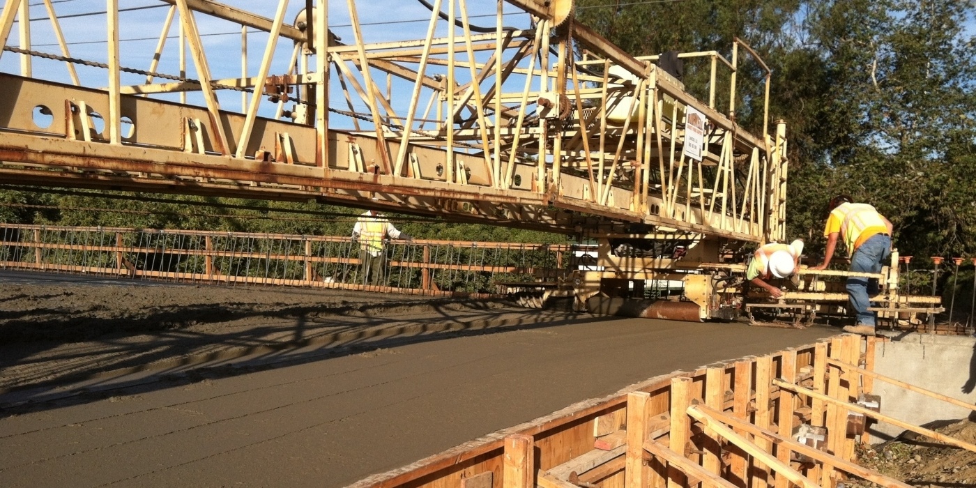 Telegraph Road Bridge Reconstruction Specialty Construction Inc.