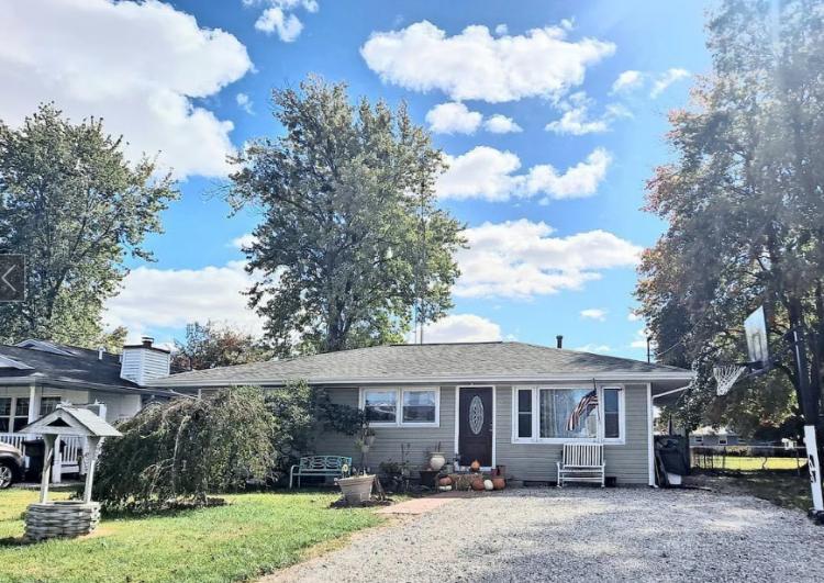 407 E. Wineman, Auburn, IL 62615