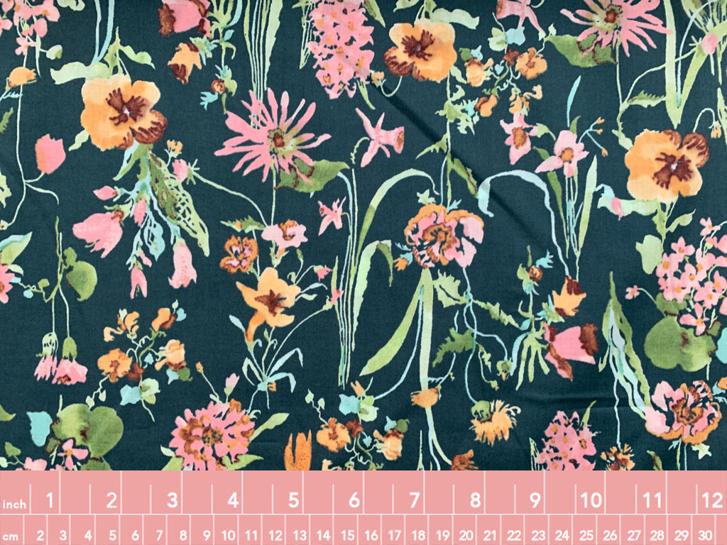 Japanese Cotton Lawn Floral Dancing Daisies Green Stonemountain