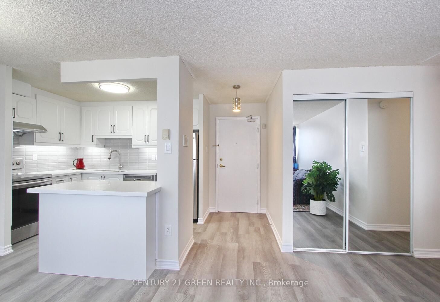 1501 2900 Battleford Rd Mississauga 514,998 • IVANRE