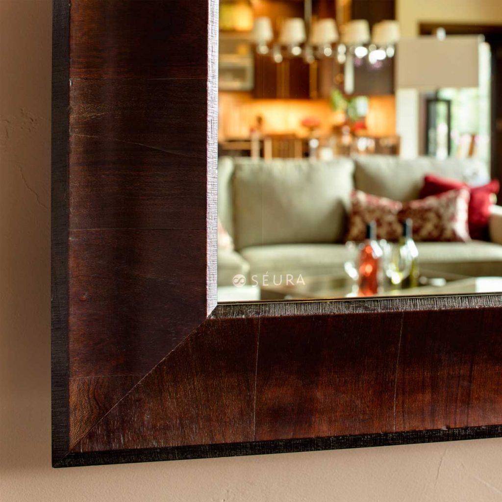 Séura Entertainment TV Mirror