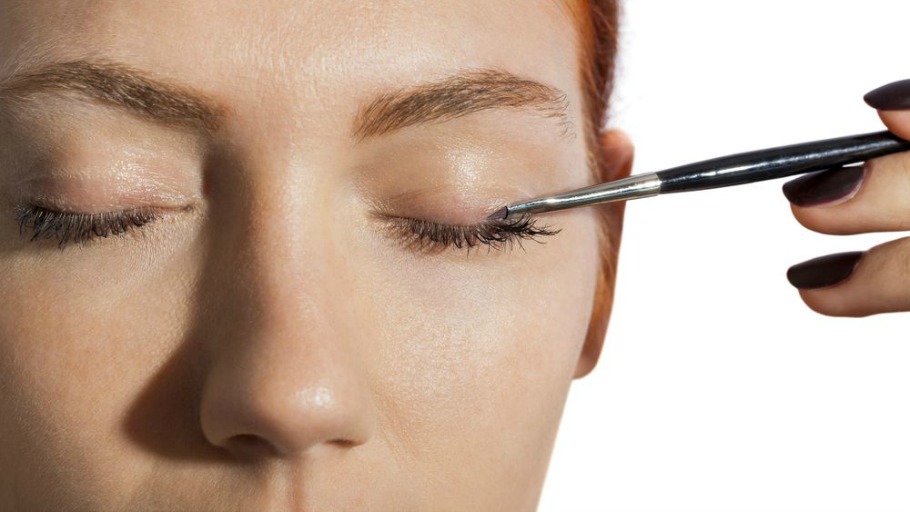 Eye Contouring Get Dramatic Eyes With Natural Eye Makeup