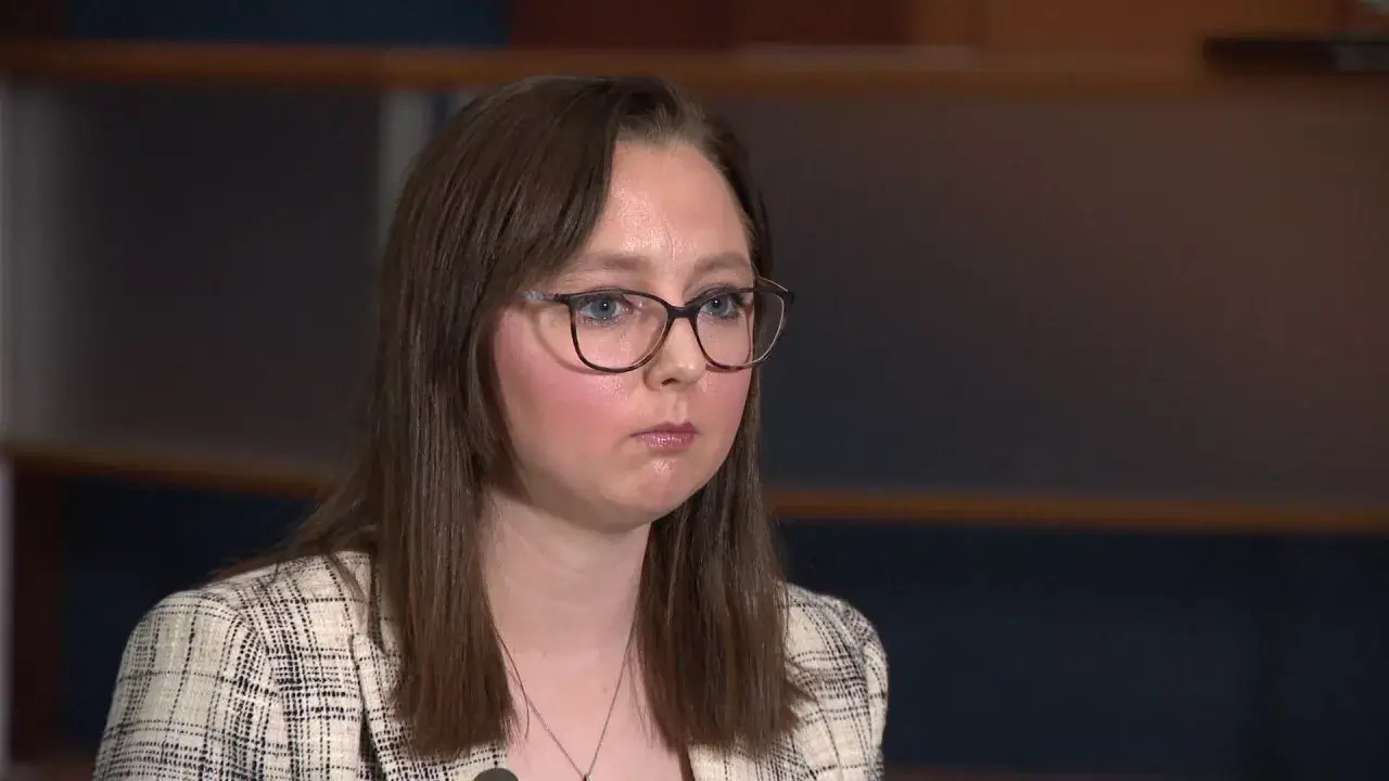 Former Tennessee officer at center of sex scandal speaks out Court TV(01)