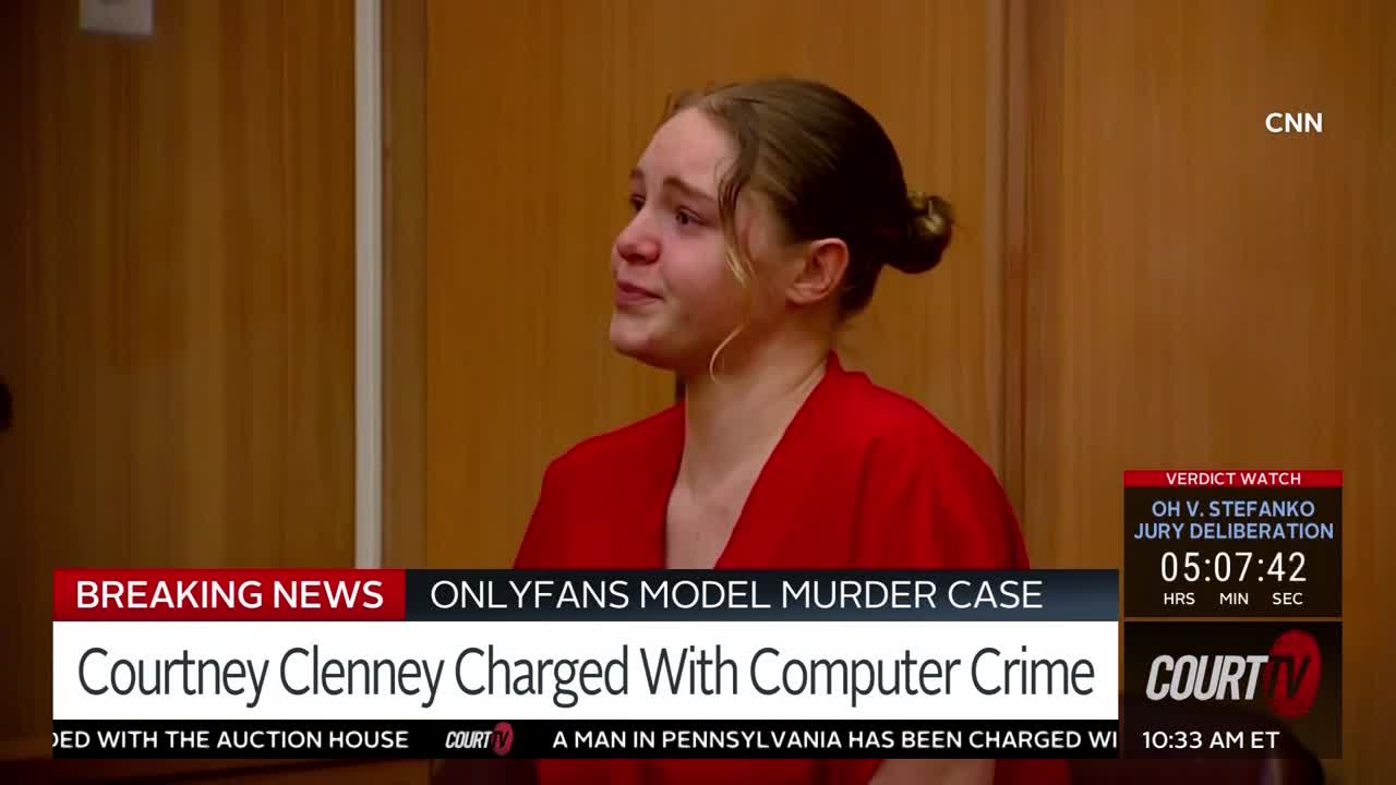 Courtney Clenney and Her Parents Are Accused of Computer Crimes Court(03)