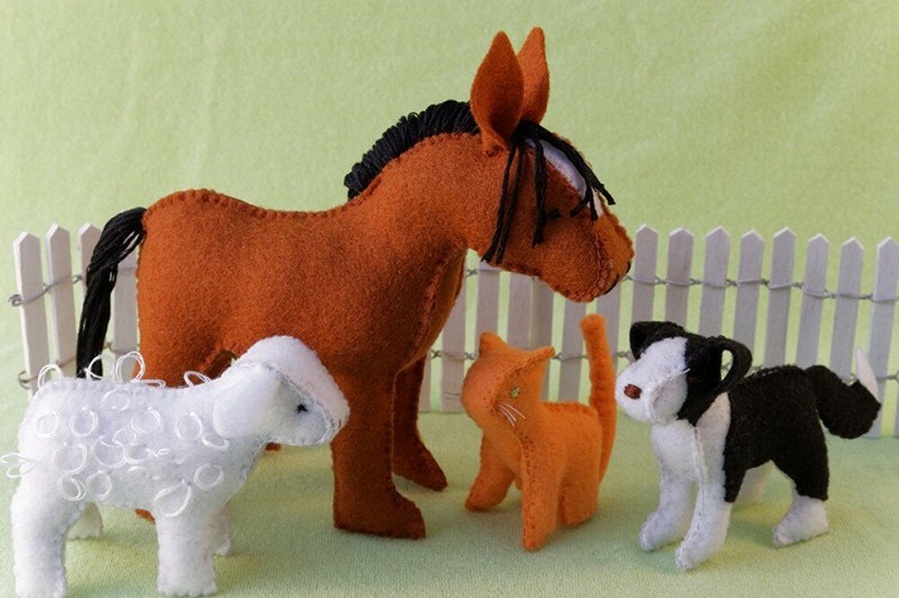 Felt Farm Animal Set, Patterns and Instructions