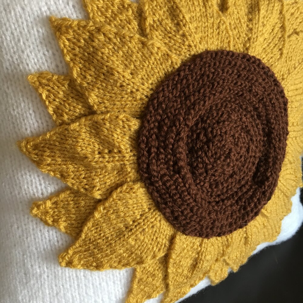 Sunflower pillow knitting pattern
