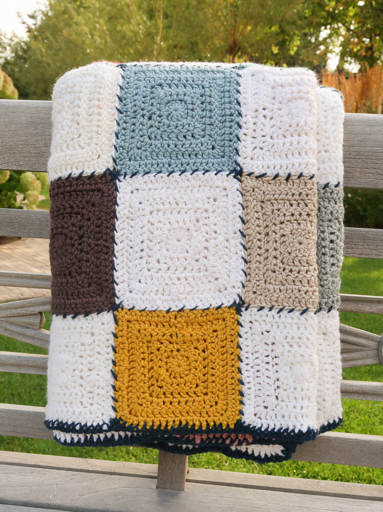 Scrap yarn crochet blanket pattern